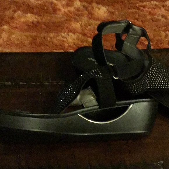 Black Sandals - Picture 5 of 5